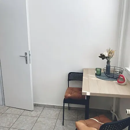 Apartment Klidny Rodinny Apartman Lokinek, Kousek Od Centra Ostravy *