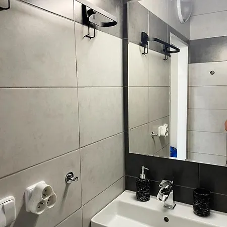 Apartment Klidny Rodinny Apartman Lokinek, Kousek Od Centra Ostravy *