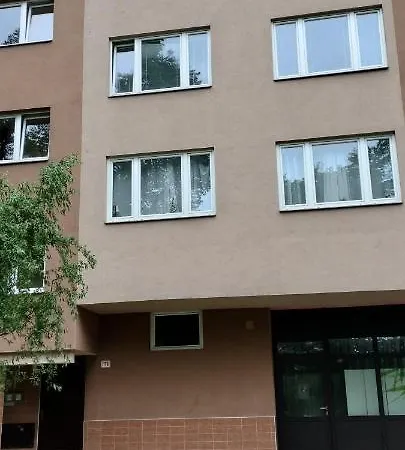 Klidny Rodinny Apartman Lokinek, Kousek Od Centra Ostravy